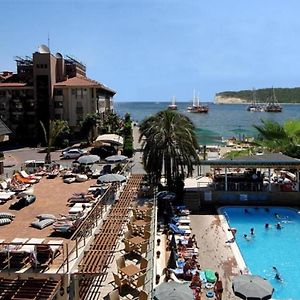 Ambassador Hotel & Spa